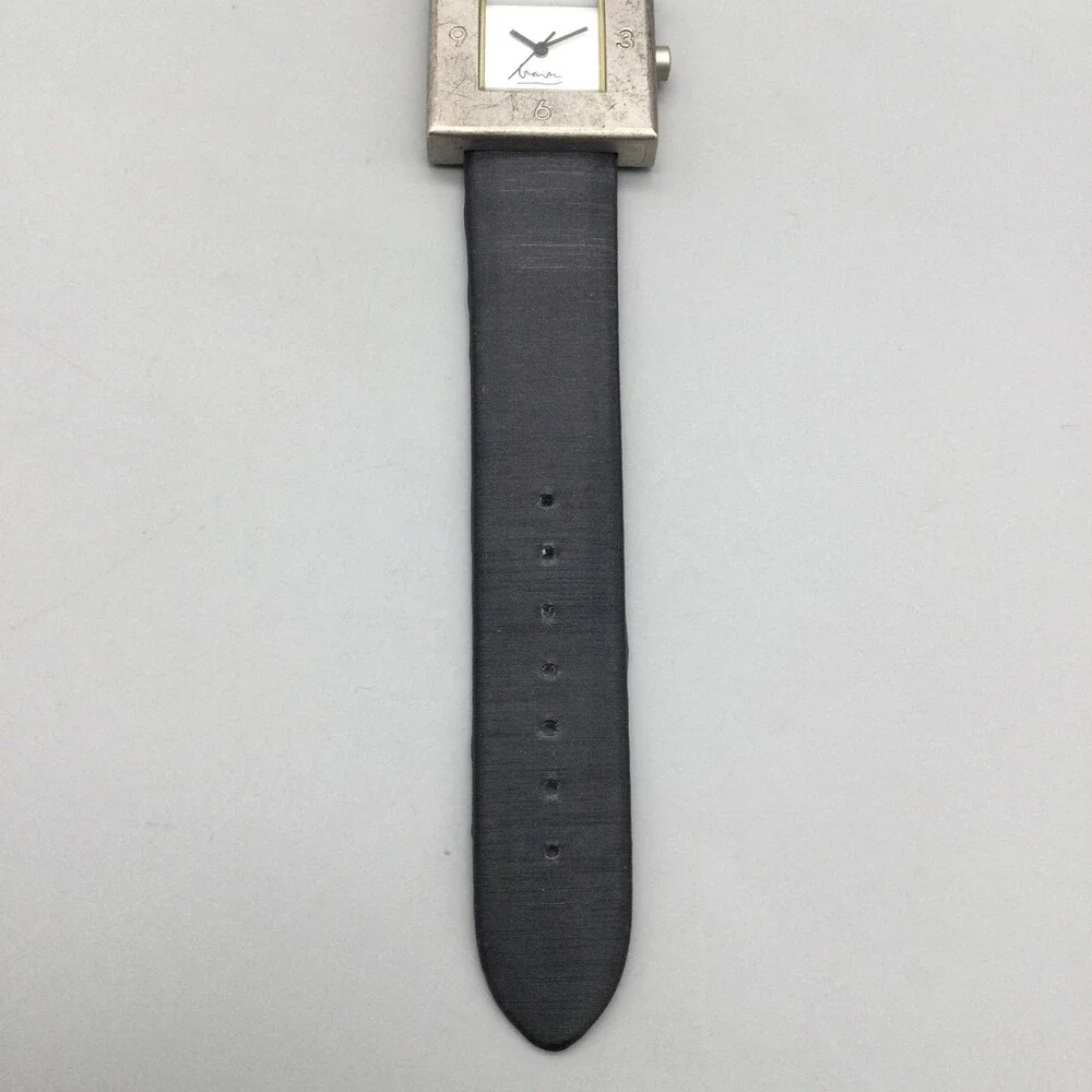 Projects Michael Graves Womens Watch 30mm Square Dial Silver Tone New Battery